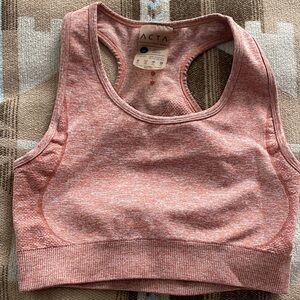 Women’s ACTA sports bra.